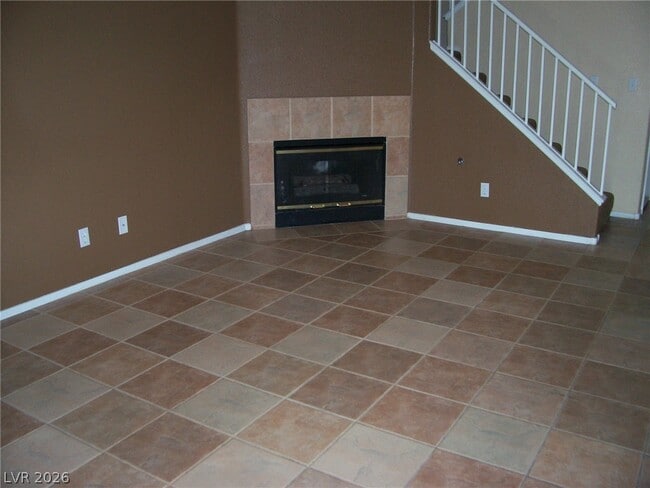 Photo - 2204 Silver Pine Dr