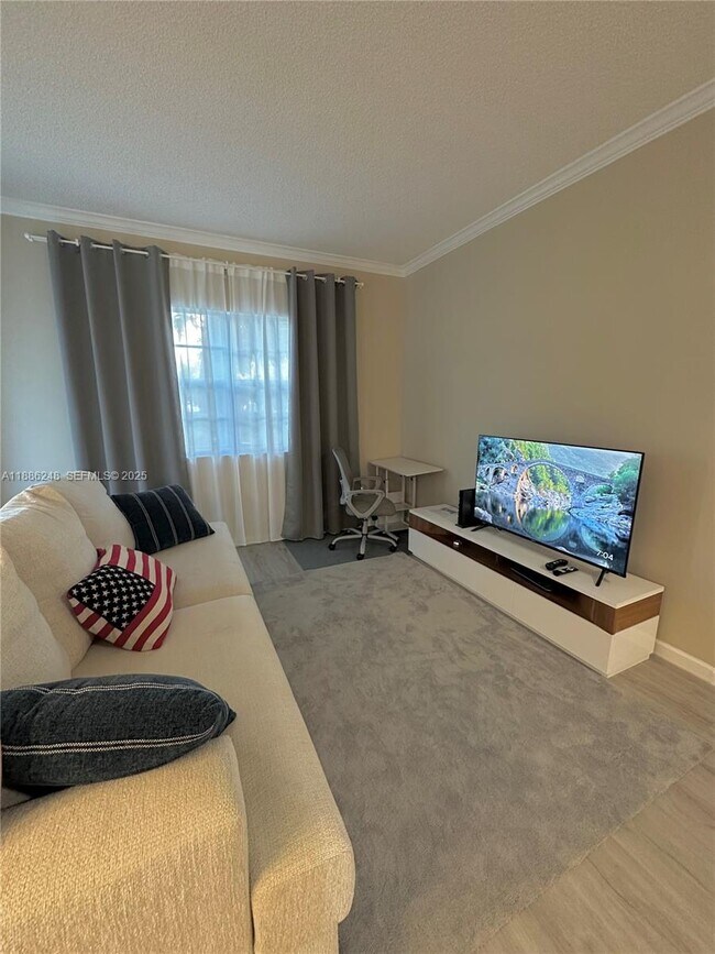 Photo - 3155 NE 184th St Unit 8201