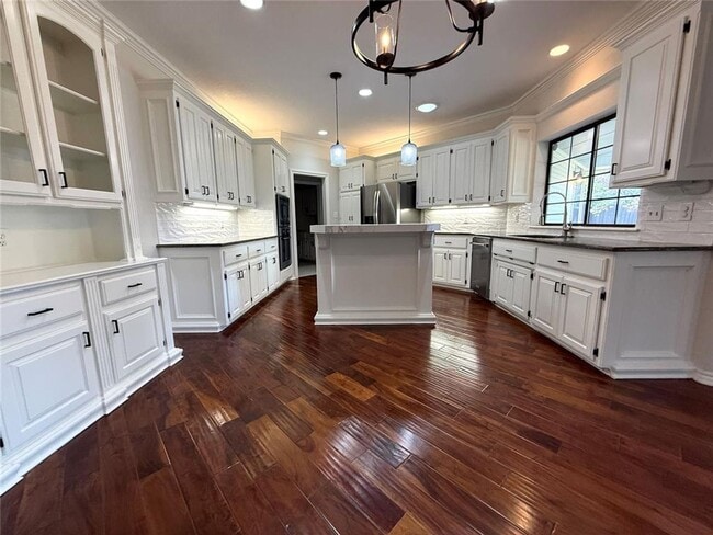 Photo - Executive Home in Brookhaven