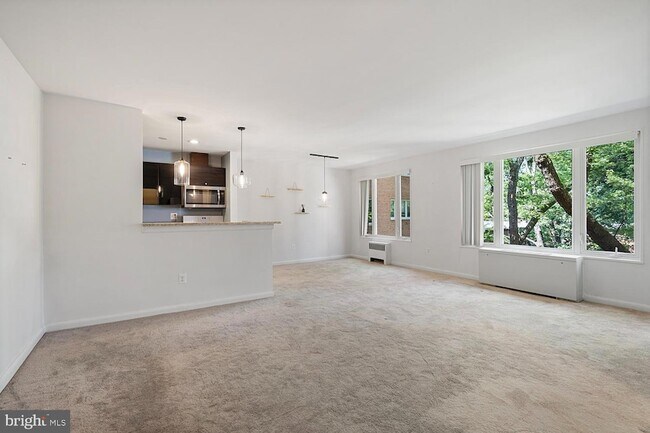 Photo - 2400 41st St NW Unidad 312