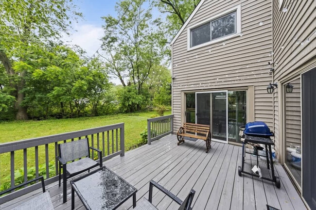 Photo - 38369 N Manor Ave Unit ID1237862P