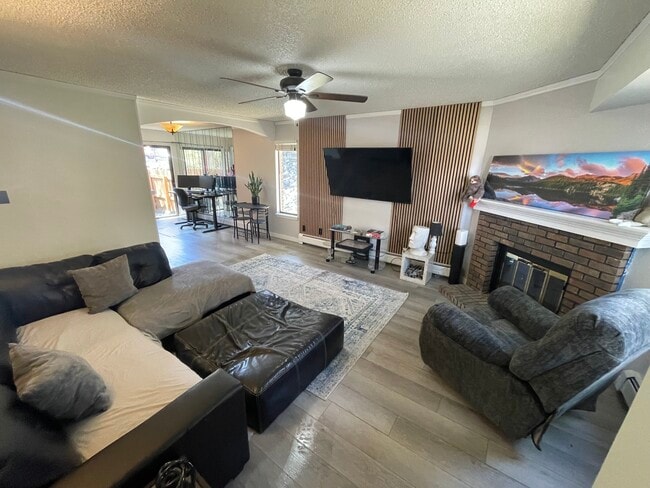 Photo - 1725 S Allison St