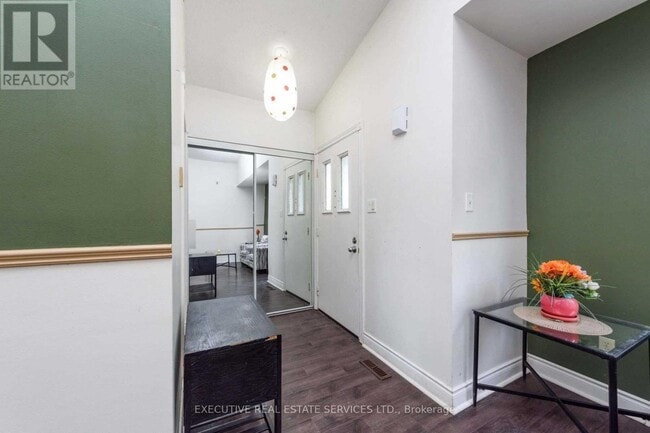 Photo - 48 Reynier Dr