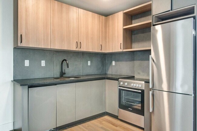 Photo - 171 Linden Blvd