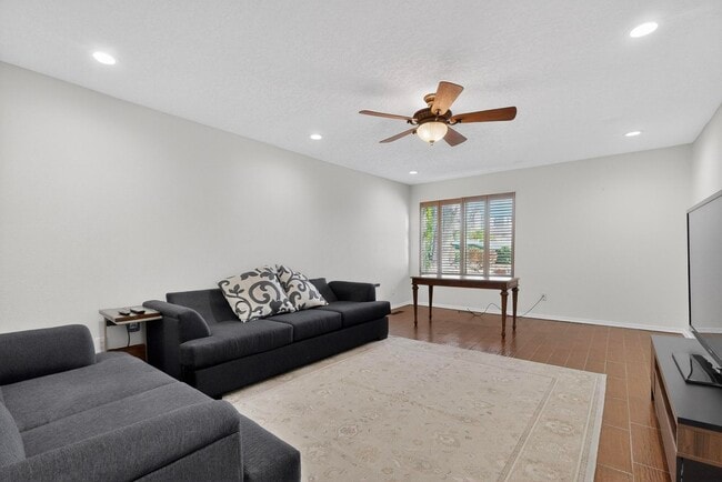 Photo - 9735 Village Green Dr NE