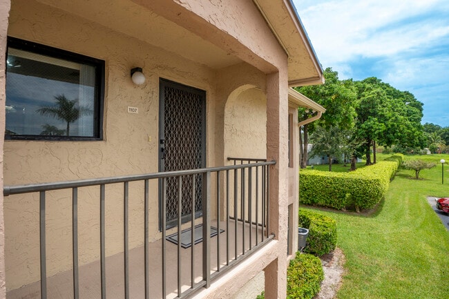 Photo - 9413 Boca Cove Cir Unit 1107