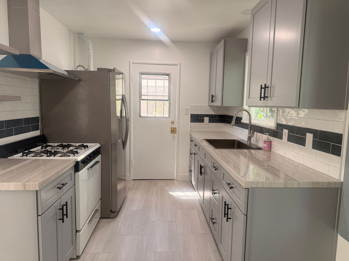 Photo - Carousel Apts Unidad 4121 2nd