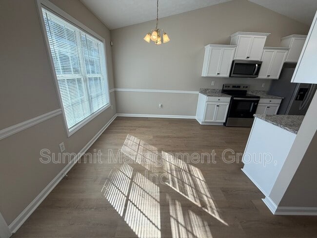 Photo - 25 Stephens Way