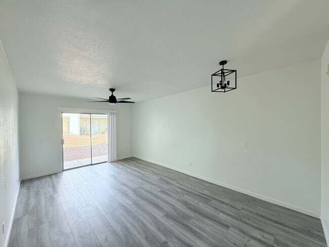Photo - 1 Bedroom condo in Phoenix