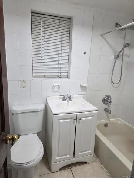 Photo - 1729 Barnes Ave