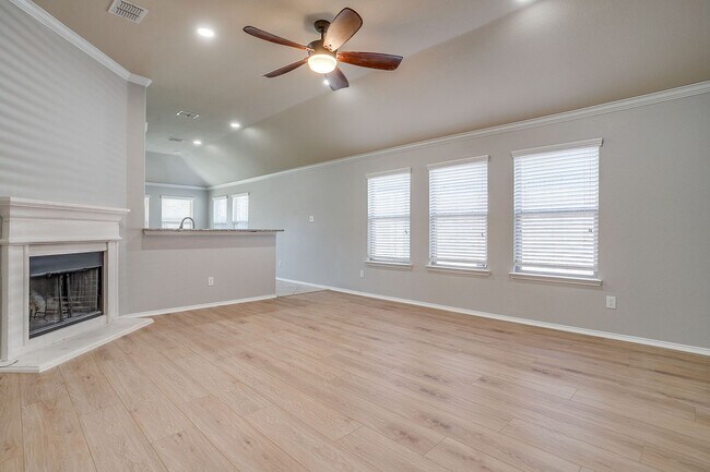 Photo - Beautiful Home in Gated Hidden Cove- Frisco 75036