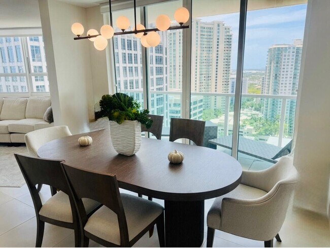 350 SE 2nd St Unit 2630