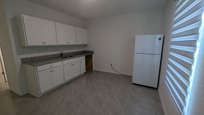 Photo - 298 Eldron Blvd SE