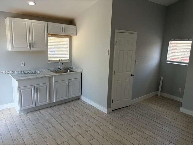 Photo - 1870 Lakeview Dr Unit 2