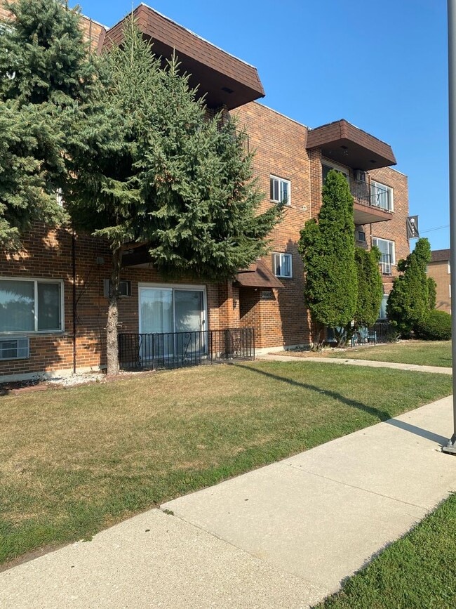 Central Apts LLC