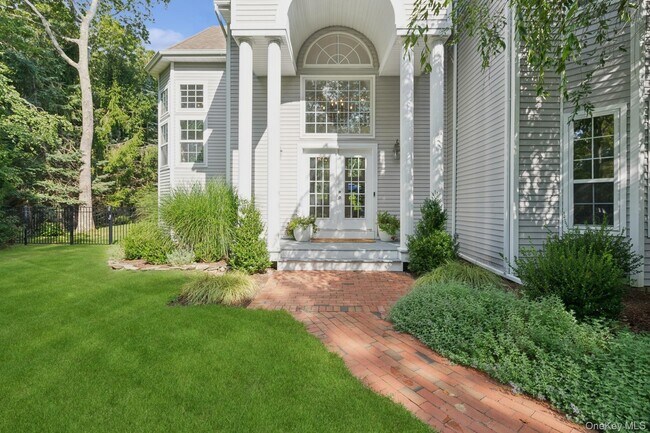 Photo - 35 Hollow Ln