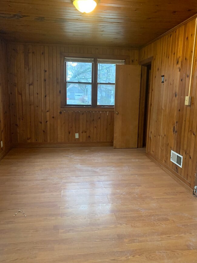 Photo - 223 W Locust St Unit 1