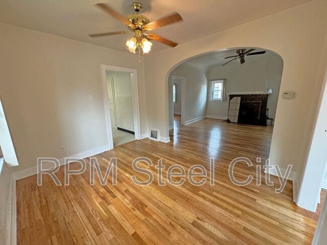 Photo - 1322 Claremont Ave
