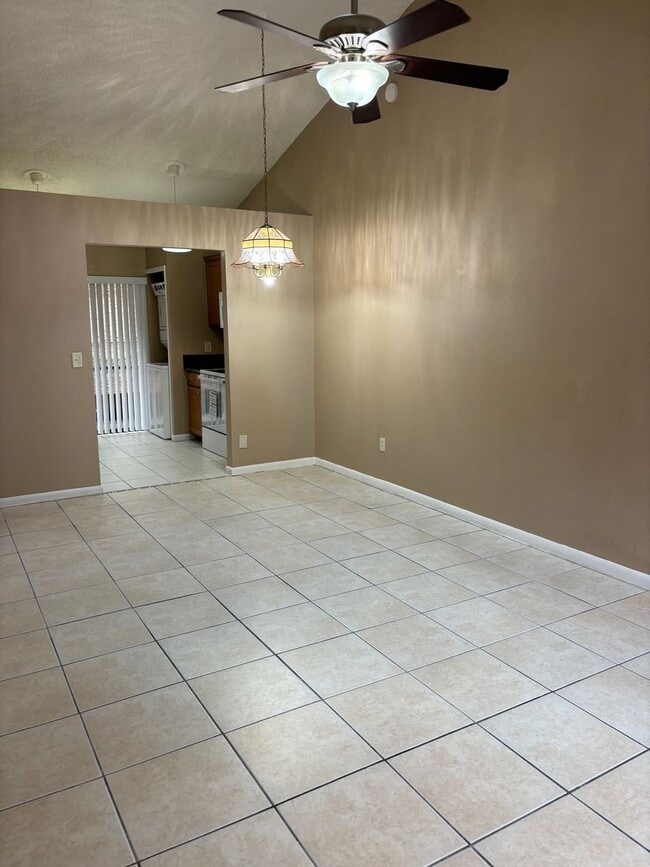 Photo - Available Now in Winter Garden