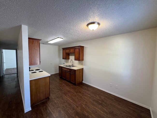 Photo - 2409 88th St