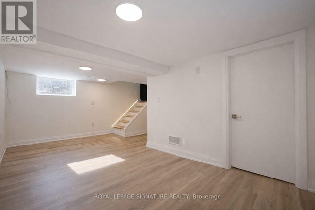 Photo - B - 5 TWENTIETH STREET