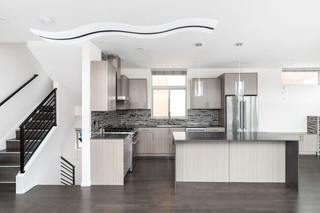 Photo - Bright 3 BR 2.5 BA Ballard Townhome