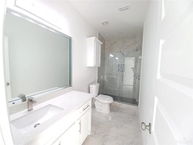 1404 S Xanthia St Unit 3