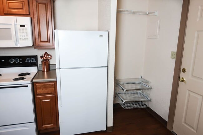 Photo - 512 E Clark St