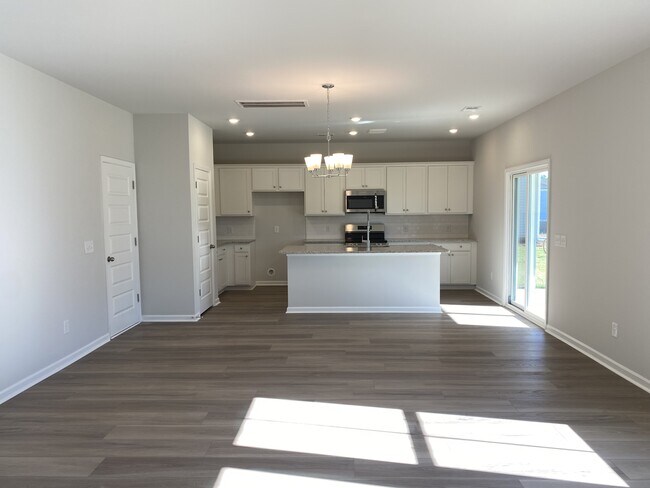 Photo - 128 Barefoot Dr