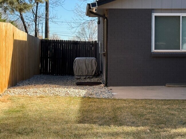 NUEVO AC - 5918 Newcombe Ct