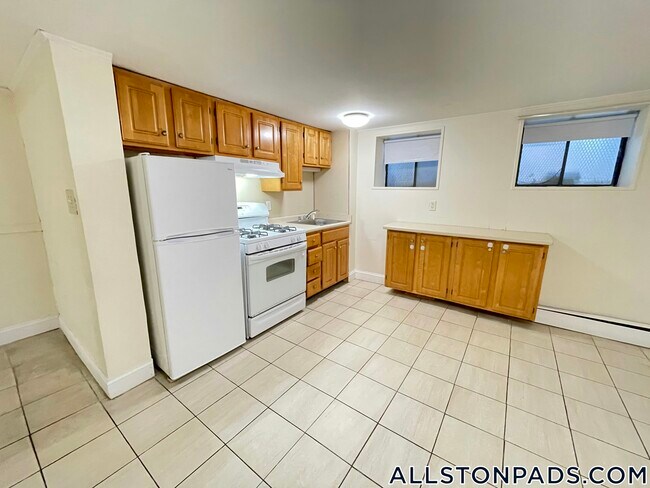 Photo - 19 Brighton Ave Unidad B