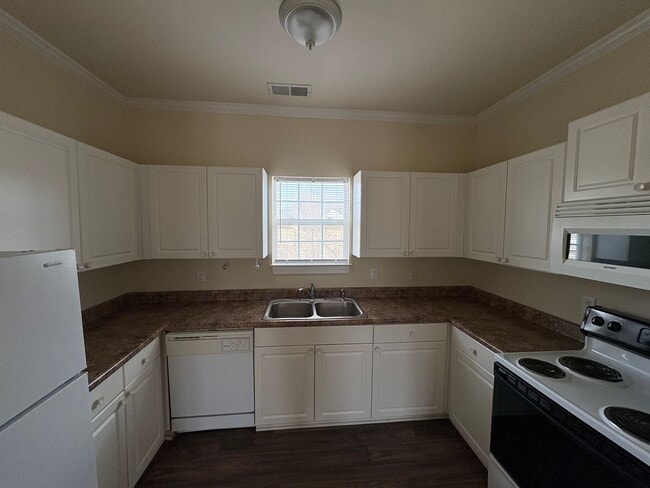 Photo - 1bed, 1bath unit available!