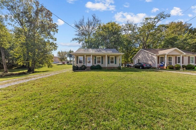 Photo - 133 E Street Clarksville, TN 37042