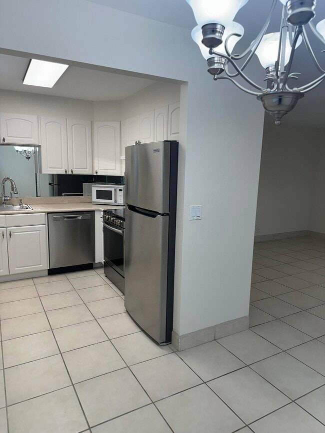 Photo - 344 Brittany Ave