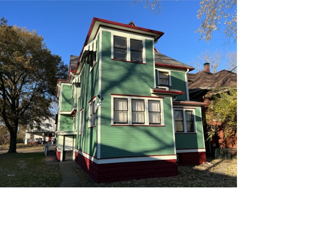 Photo - 545 W William St Unit 2R