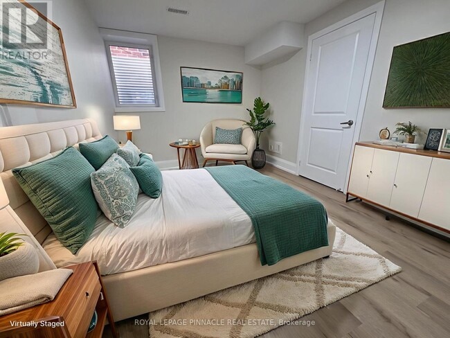 Photo - 1414 Wellwood Terrace