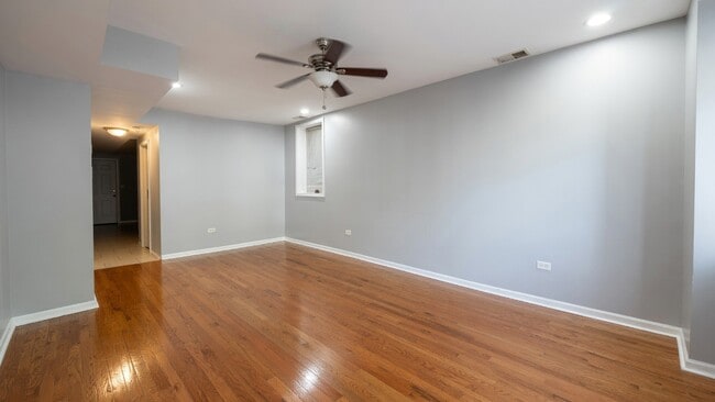 Photo - 3727 N Ashland Ave Unit 1