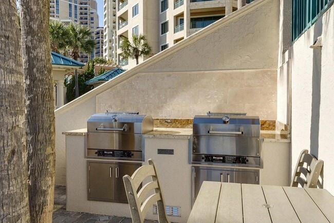 Photo - 4447 Southwinds Dr Unit 4447