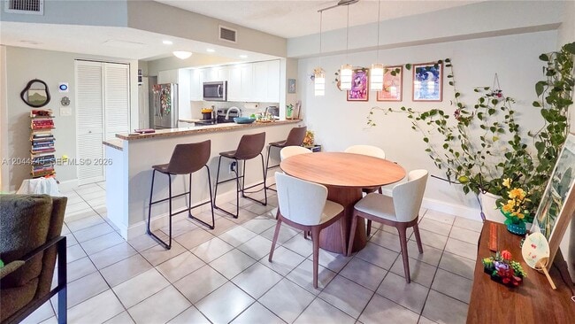 Photo - 8590 SW 212th St Unidad 107