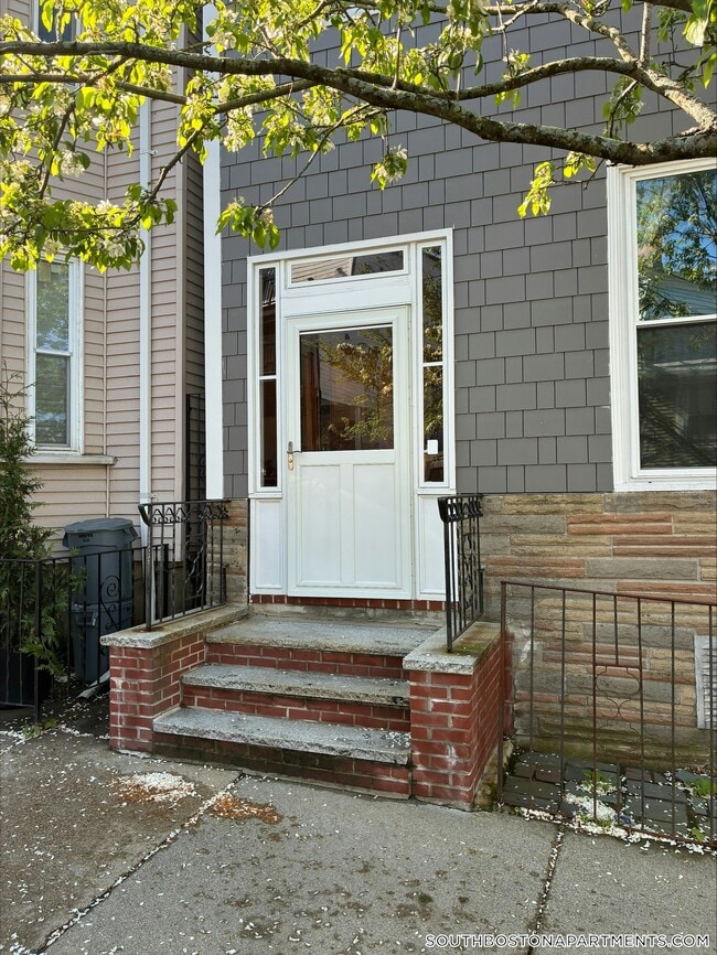 Photo - 9 Telegraph St Unit 1