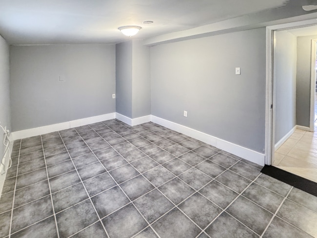 Photo - 2822 Elizabeth St