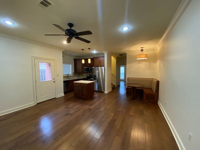 Photo - 1016 Villa Dr Unit A