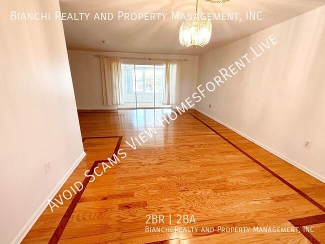 Photo - 1819 Shore Dr S Unit #307