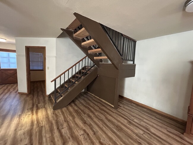 Photo - "Charming 2-Bed Townhouse Oasis with 2.5 Baths in Prime Las Vegas Location!"