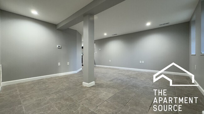 Photo - 2712 W Belden Ave Unit B