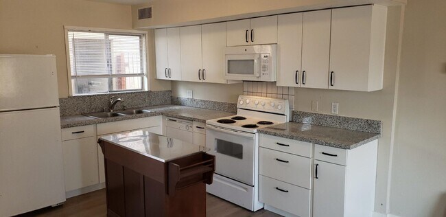 5118 Garden Ln Unit C