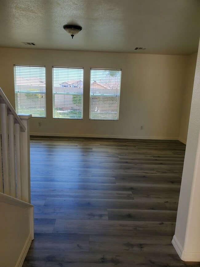 Photo - Summerlin 3/2.5 with huge loft