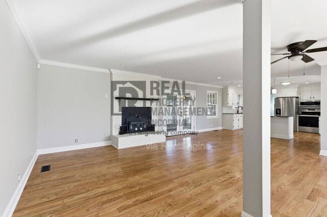 Photo - 1246 S Russell St