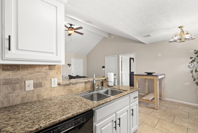 Building Photo - 9109 Mackerel Dr Rental