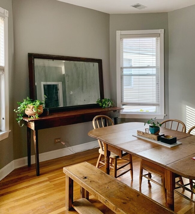 Dining Room - 1306 N Kedzie Ave Unit 2